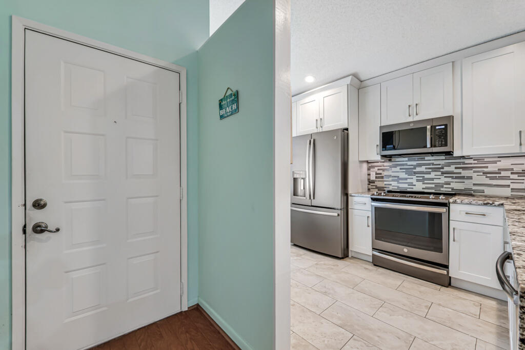 6235 Kings Gate Delray Beach, FL 33484