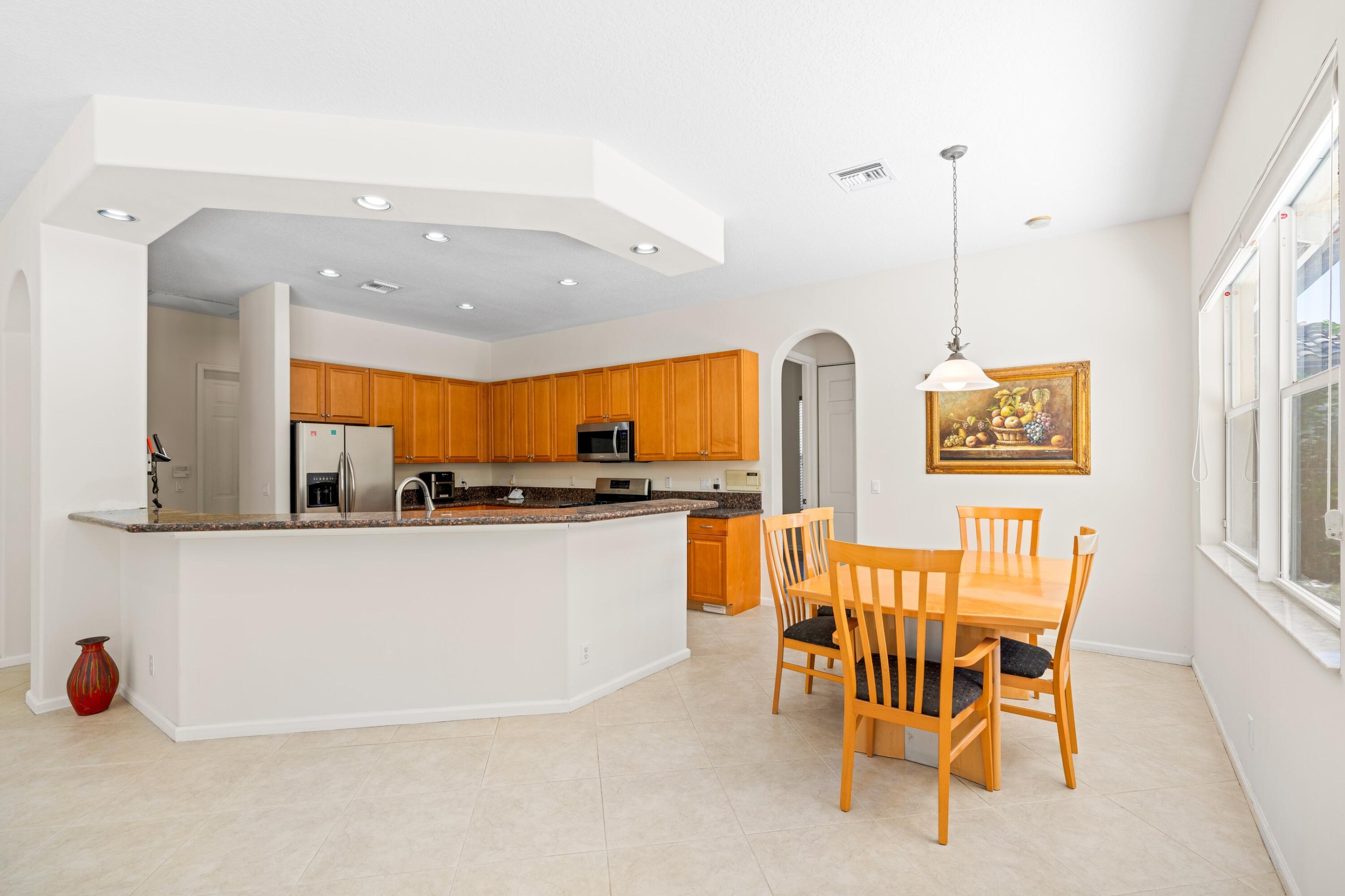 4162 Cedar Crk Rnch Lake Worth, FL 33467