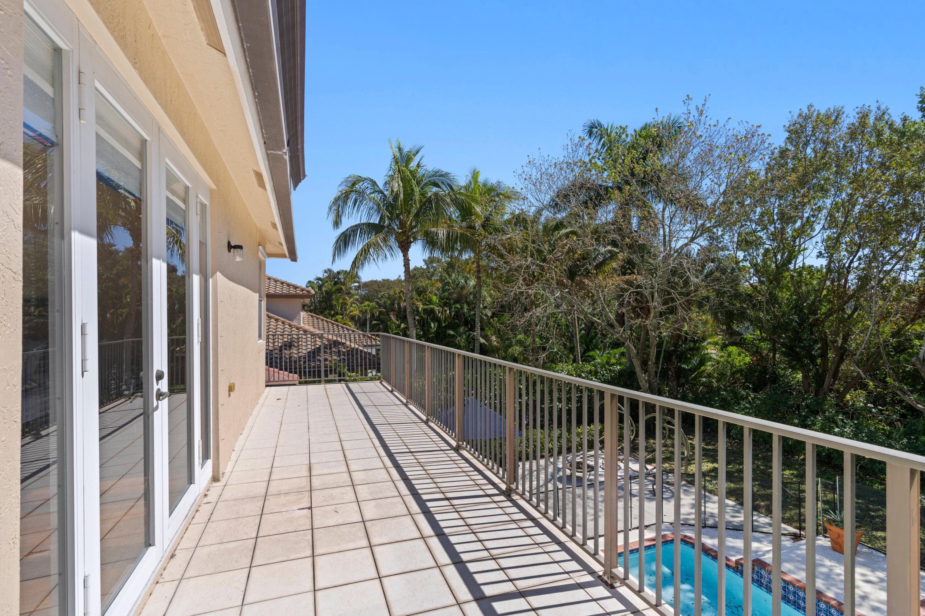 4162 Cedar Crk Rnch Lake Worth, FL 33467