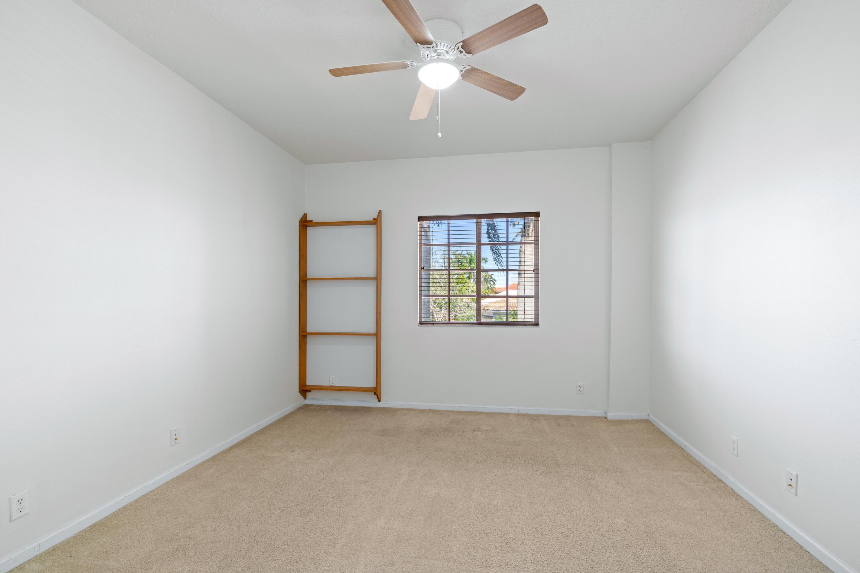 4162 Cedar Crk Rnch Lake Worth, FL 33467