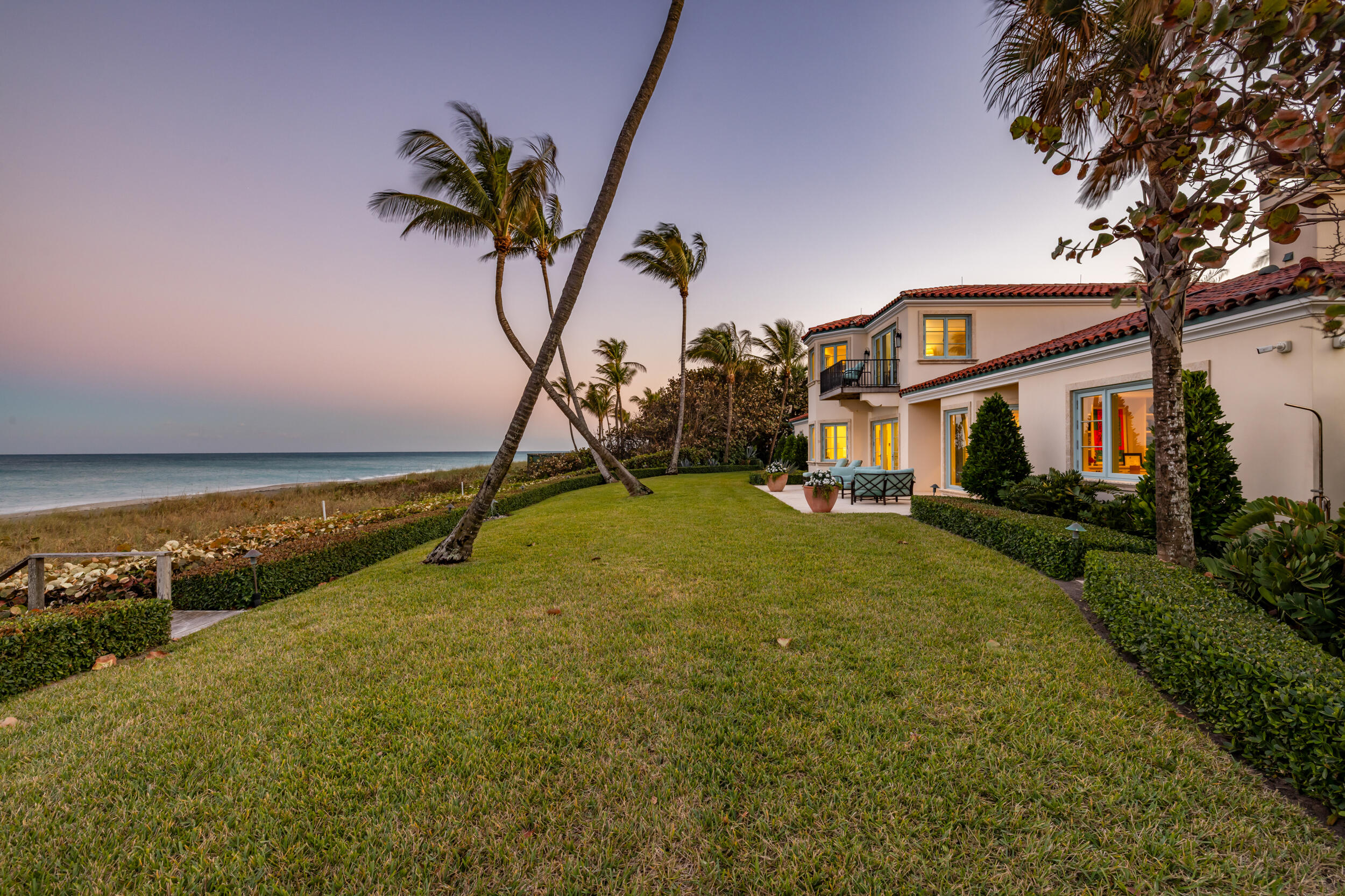 183 S Beach Jupiter Island, FL 33455