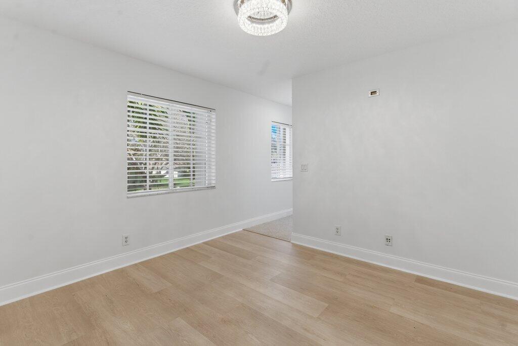 220 Blackbird Jupiter, FL 33458