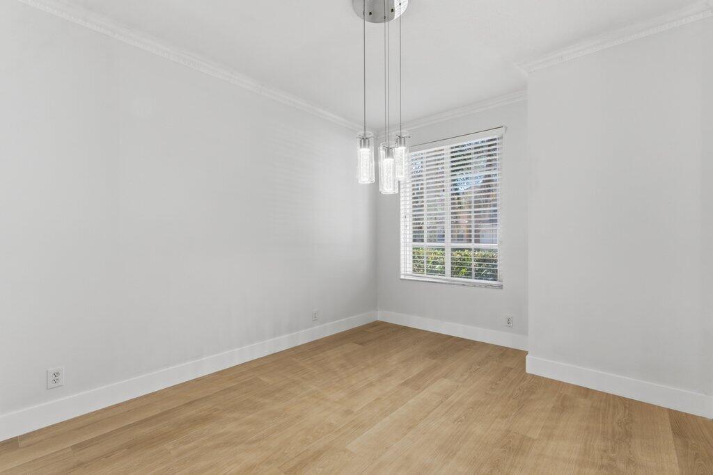 220 Blackbird Jupiter, FL 33458