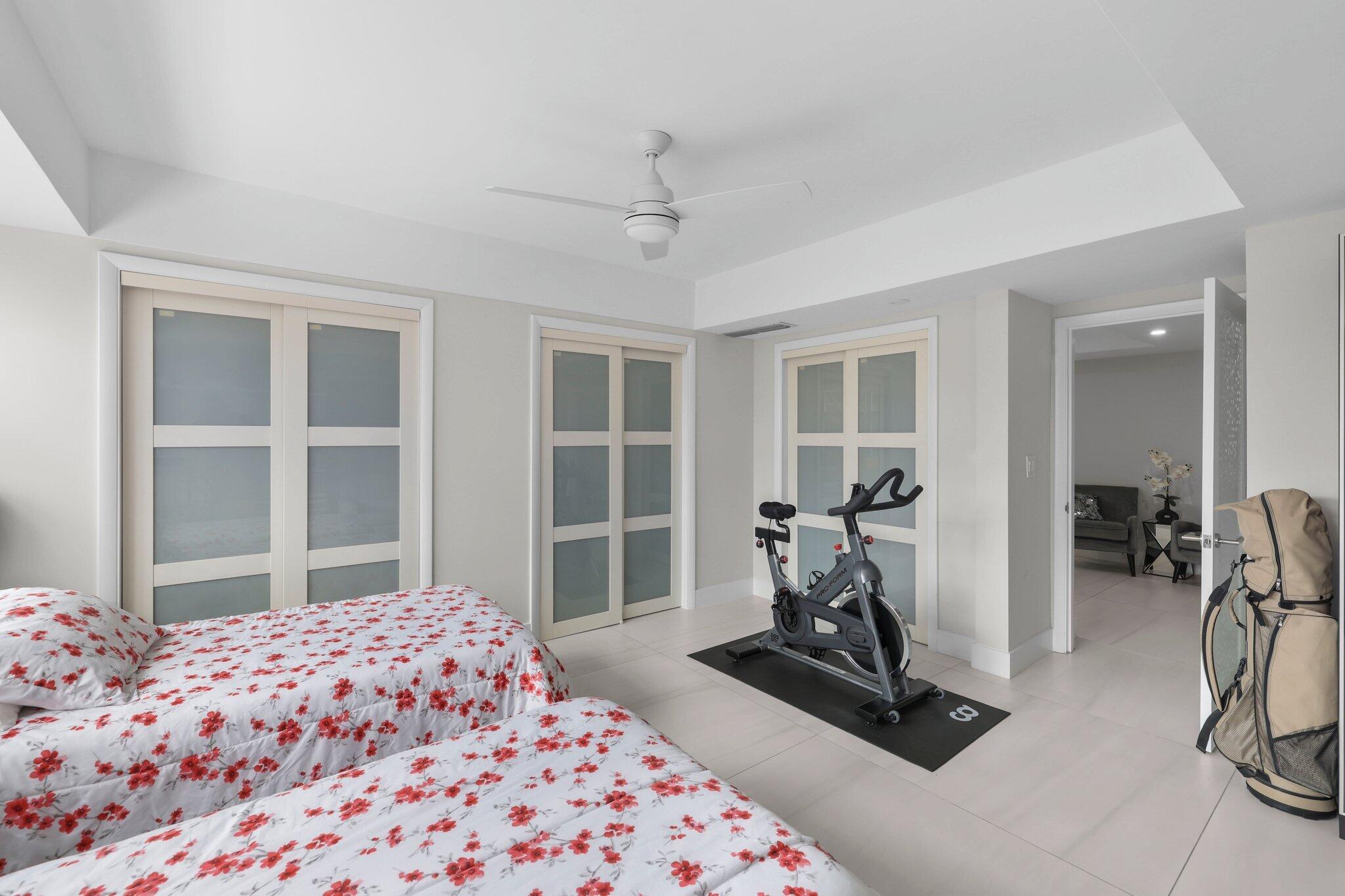 10180 W Bay Hbr #2a Bay Harbor Islands, FL 33154