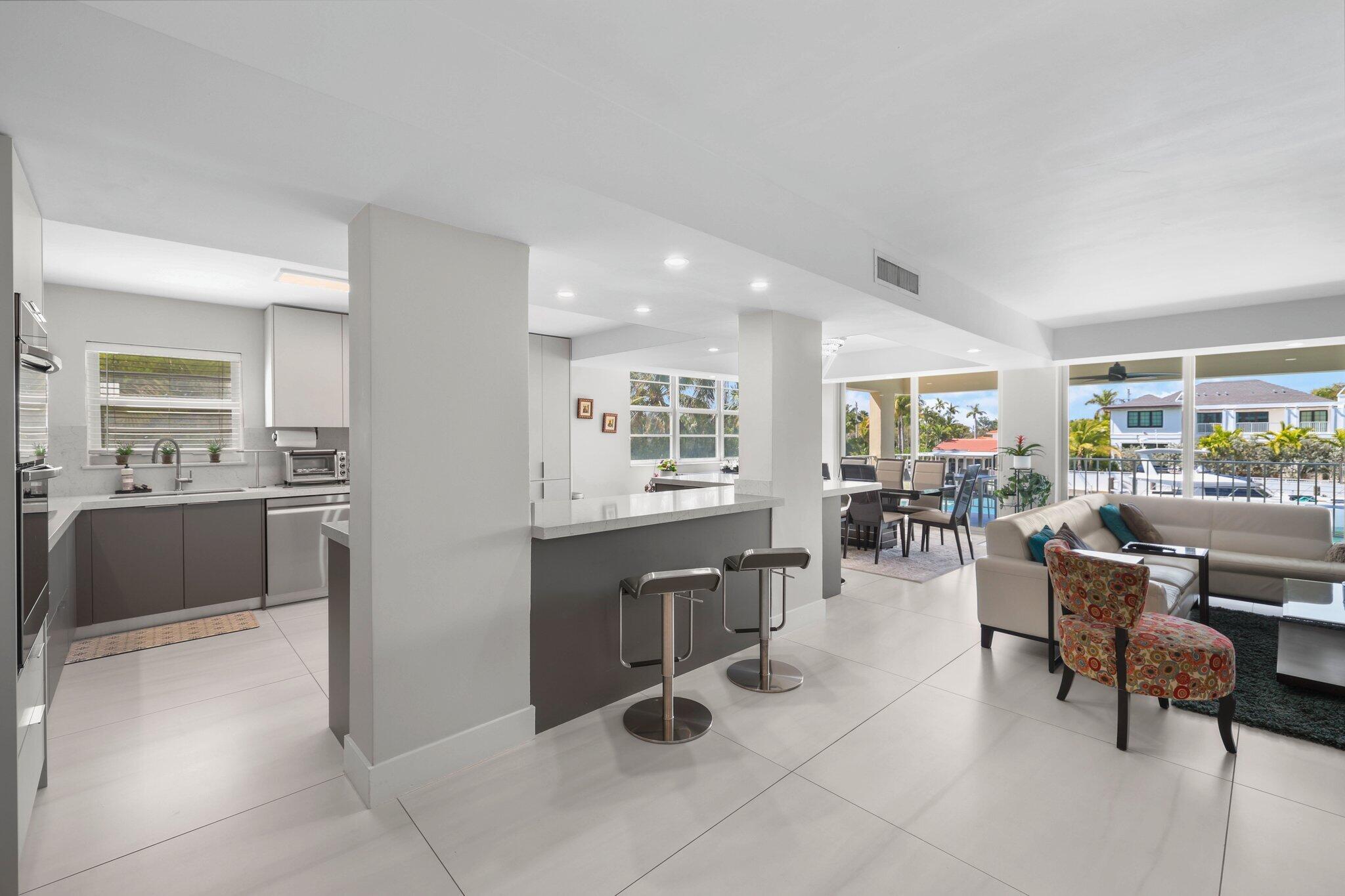 10180 W Bay Hbr #2a Bay Harbor Islands, FL 33154