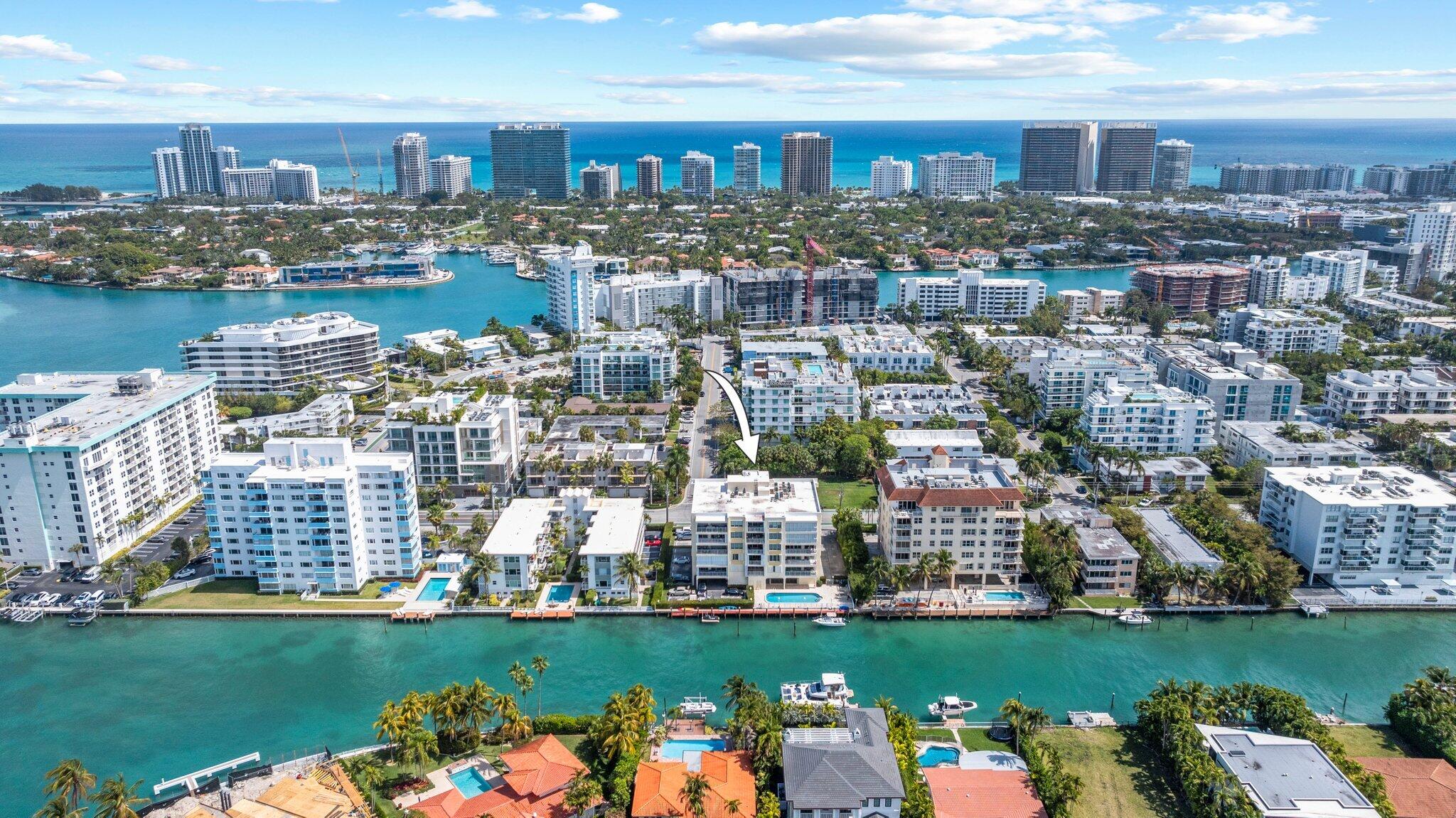 10180 W Bay Hbr #2a Bay Harbor Islands, FL 33154