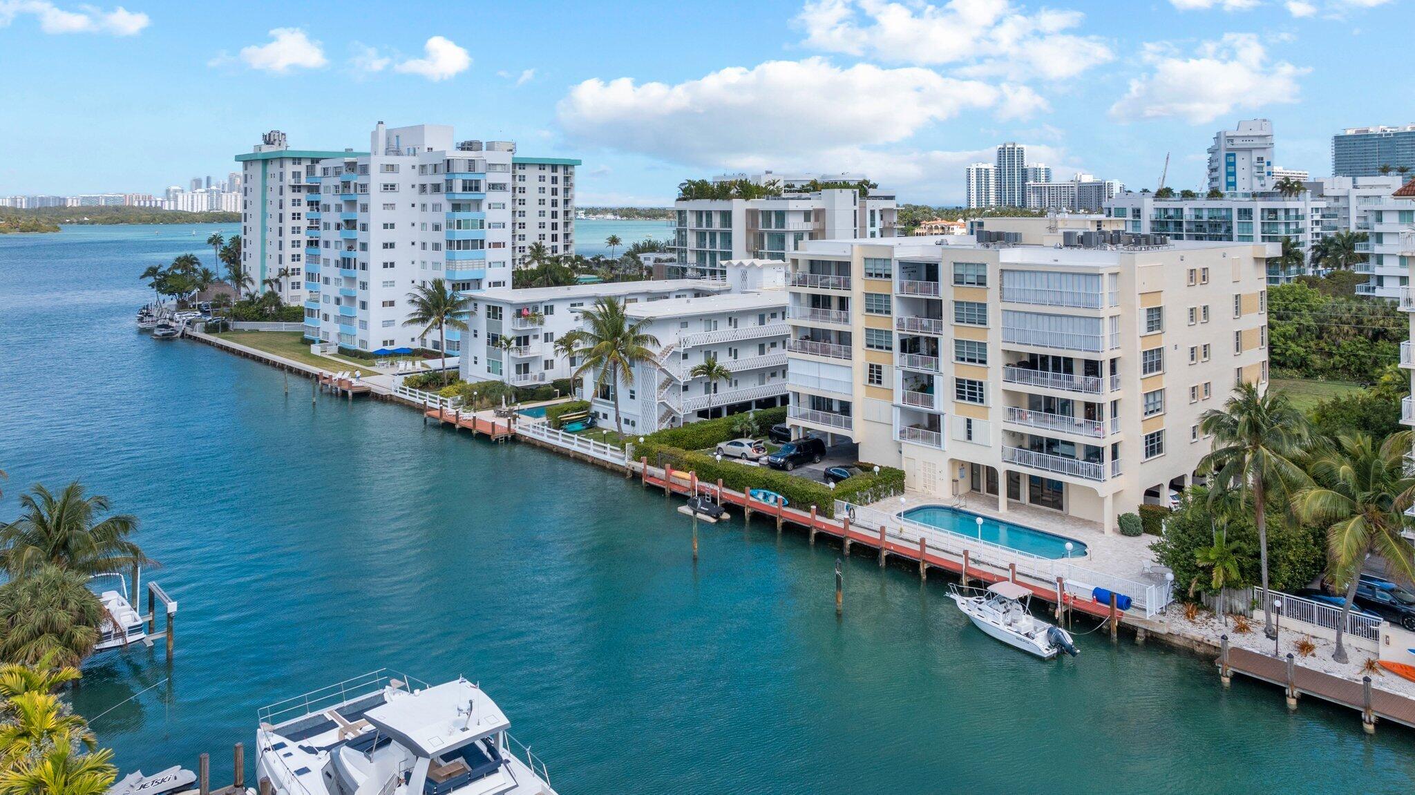 10180 W Bay Hbr #2a Bay Harbor Islands, FL 33154